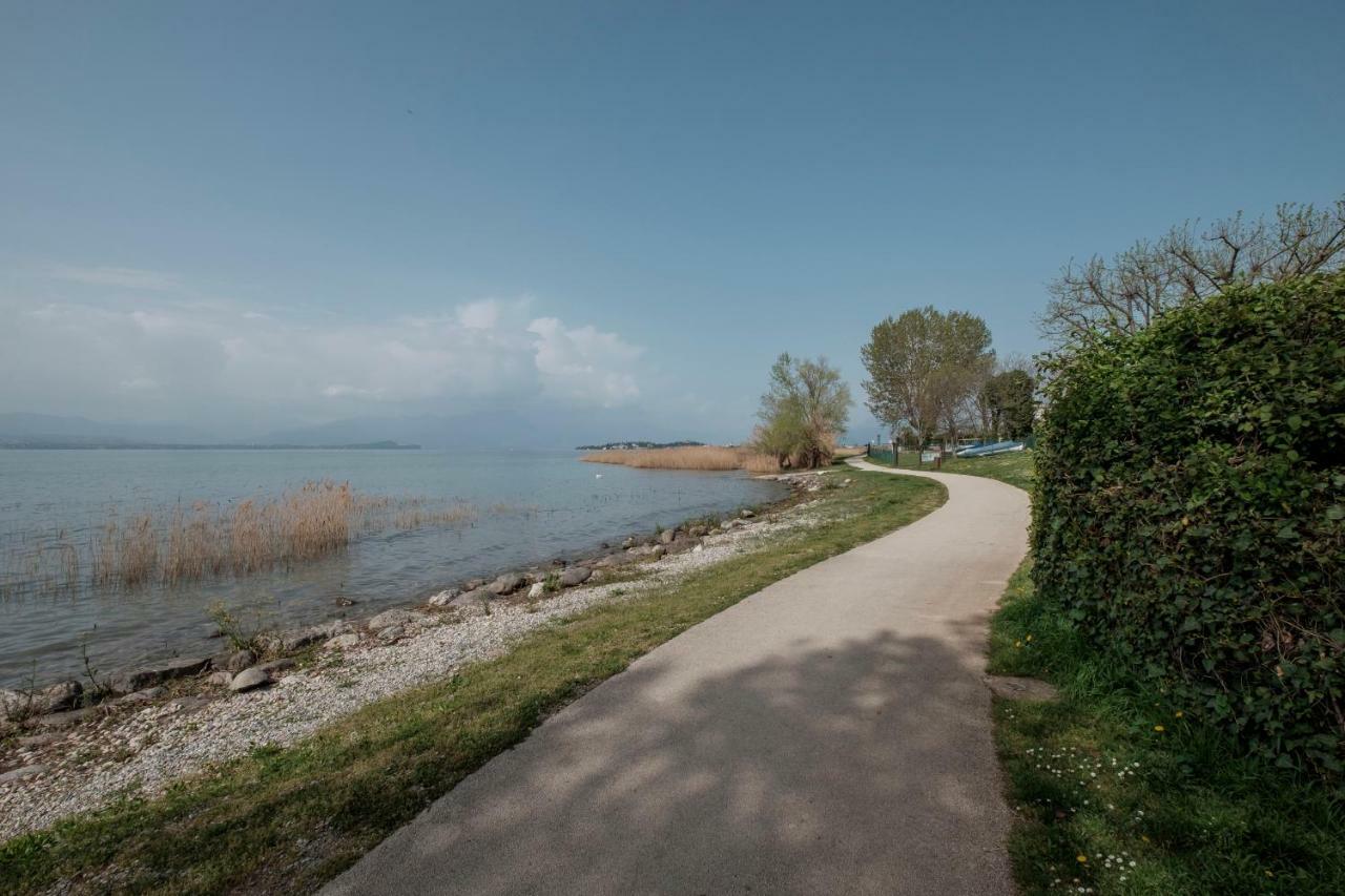 Residence Holiday Sirmione B8 Exterior foto
